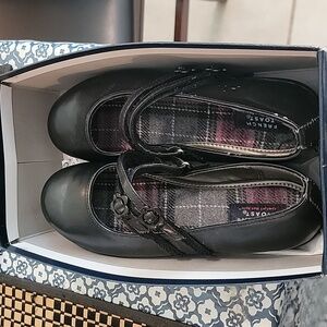 French toast shoes size 4Y